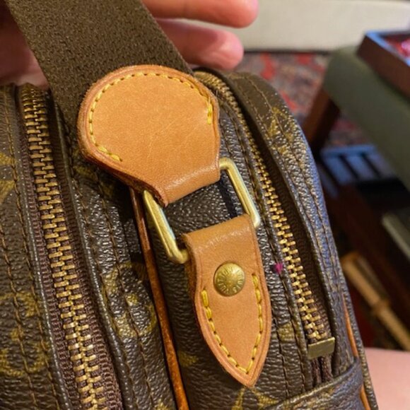 Authentic Vintage LOUIS VUITTON Reporter PM Monogram Canvas Crossbody Bag - Picture 10 of 16